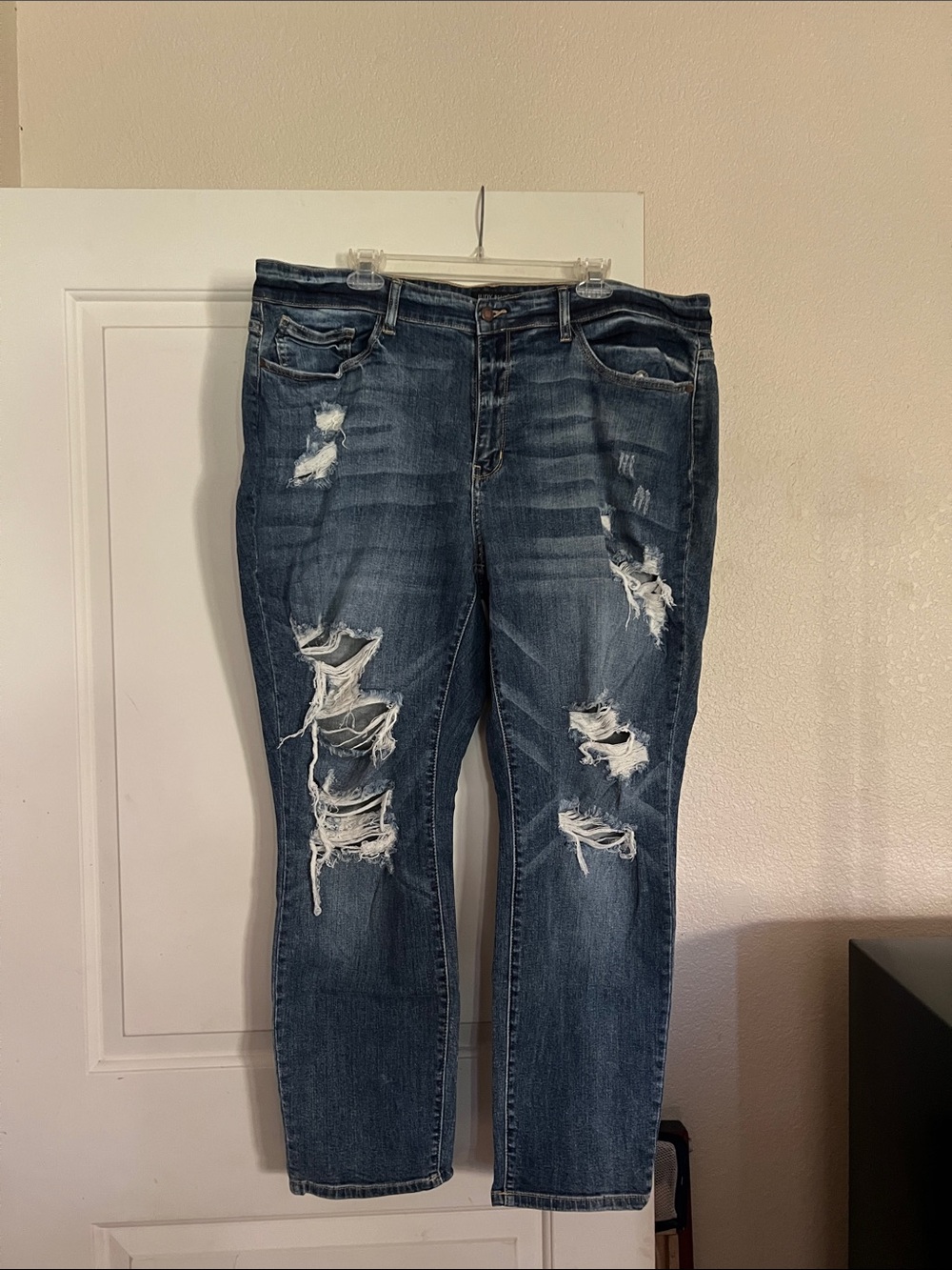 Judy Blue Dark Blue Distressed Skinny Jeans